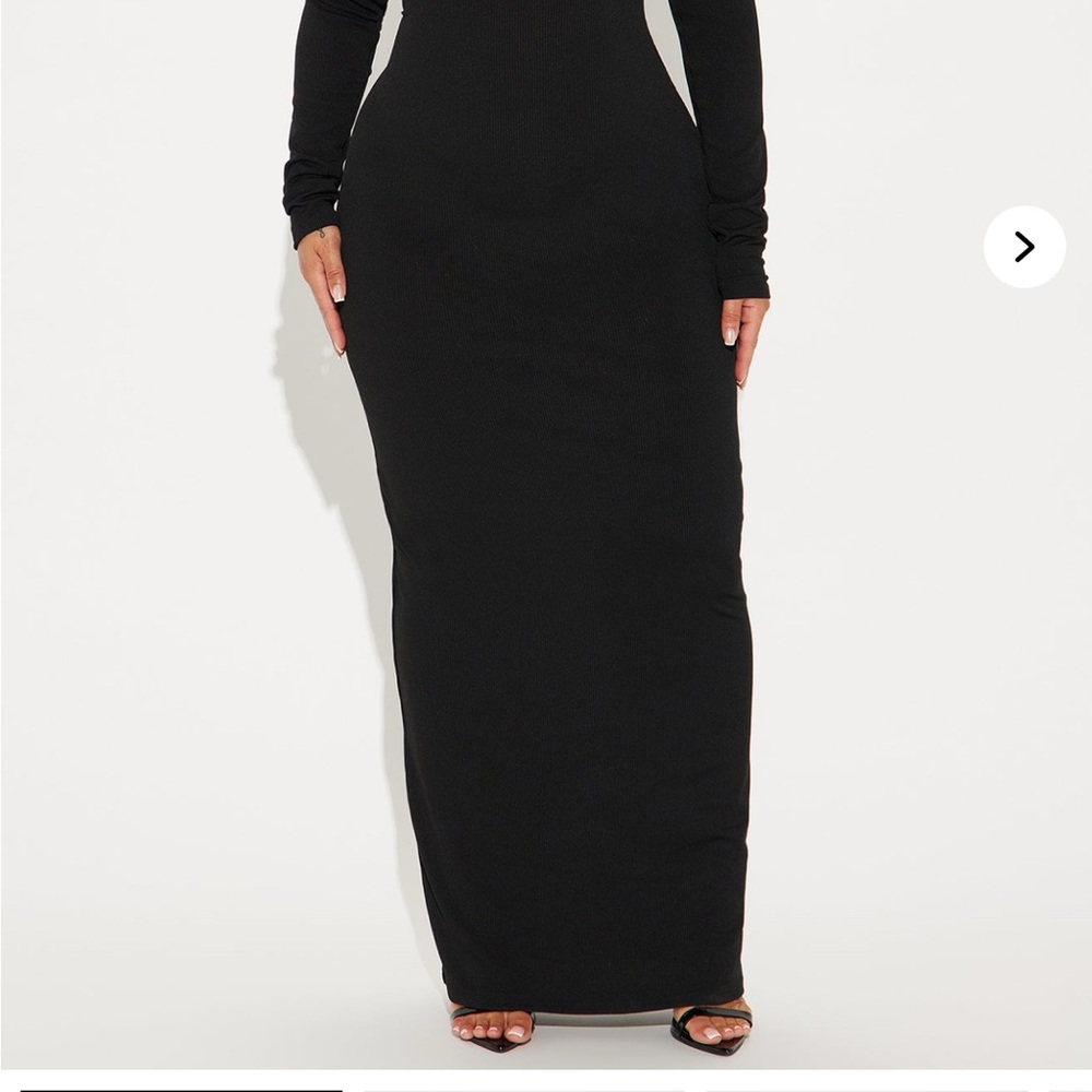 Elegant Black Maxi Dress